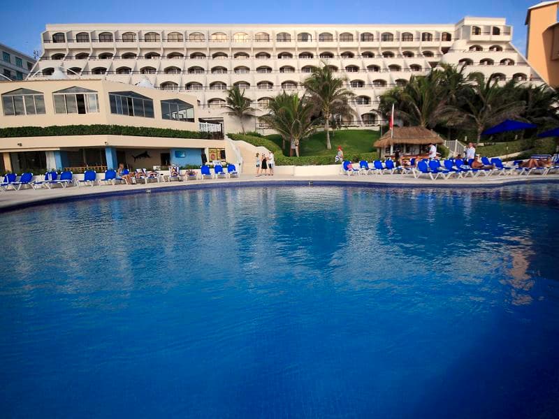 Golden Parnassus All Inclusive Resort — foto 1 de 5