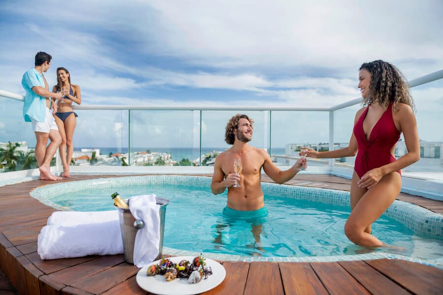 Wyndham Alltra Playa del Carmen — foto 1 de 5