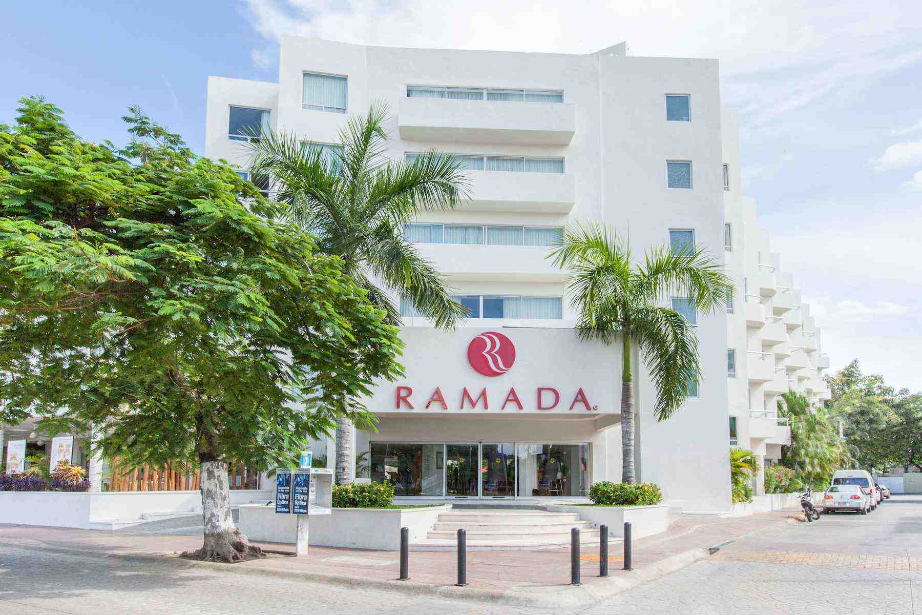 Ramada Cancún City — foto 2 de 4