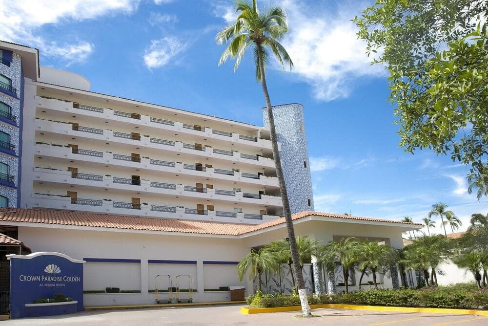 Crown Paradise Golden All Inclusive — foto 1 de 5