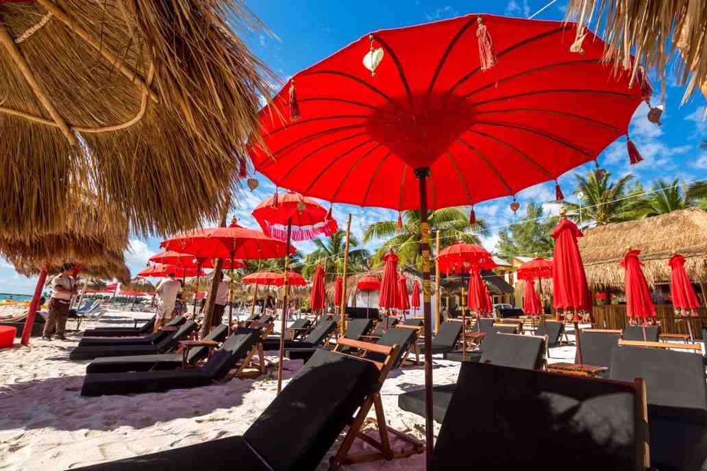 Serenity Beach Club — foto 1 de 5